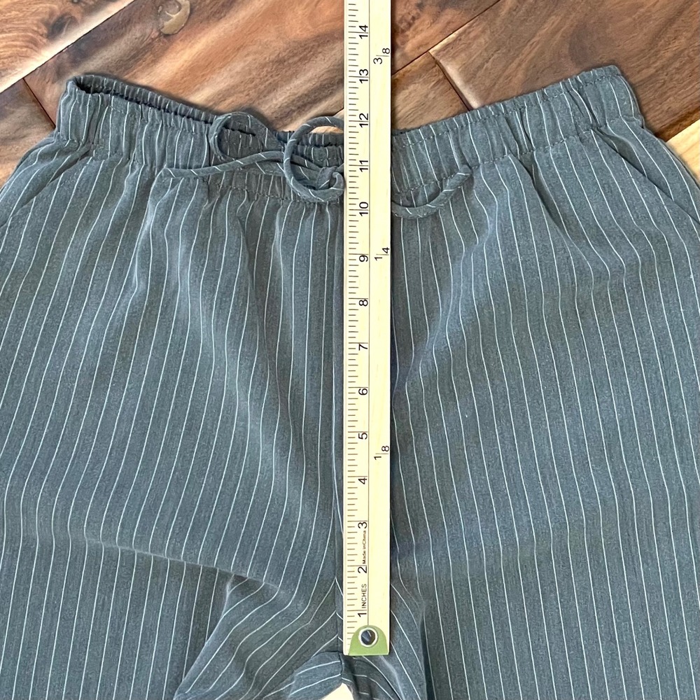 Blenca Size Medium Gray Wide Leg Pinstripe Drawstring Trouser Elastic Waist - Picture 3 of 9